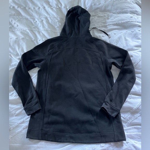 Lululemon black hoodie, size 6 - Picture 2 of 3